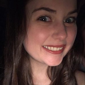 Meet your Posher, Lucie