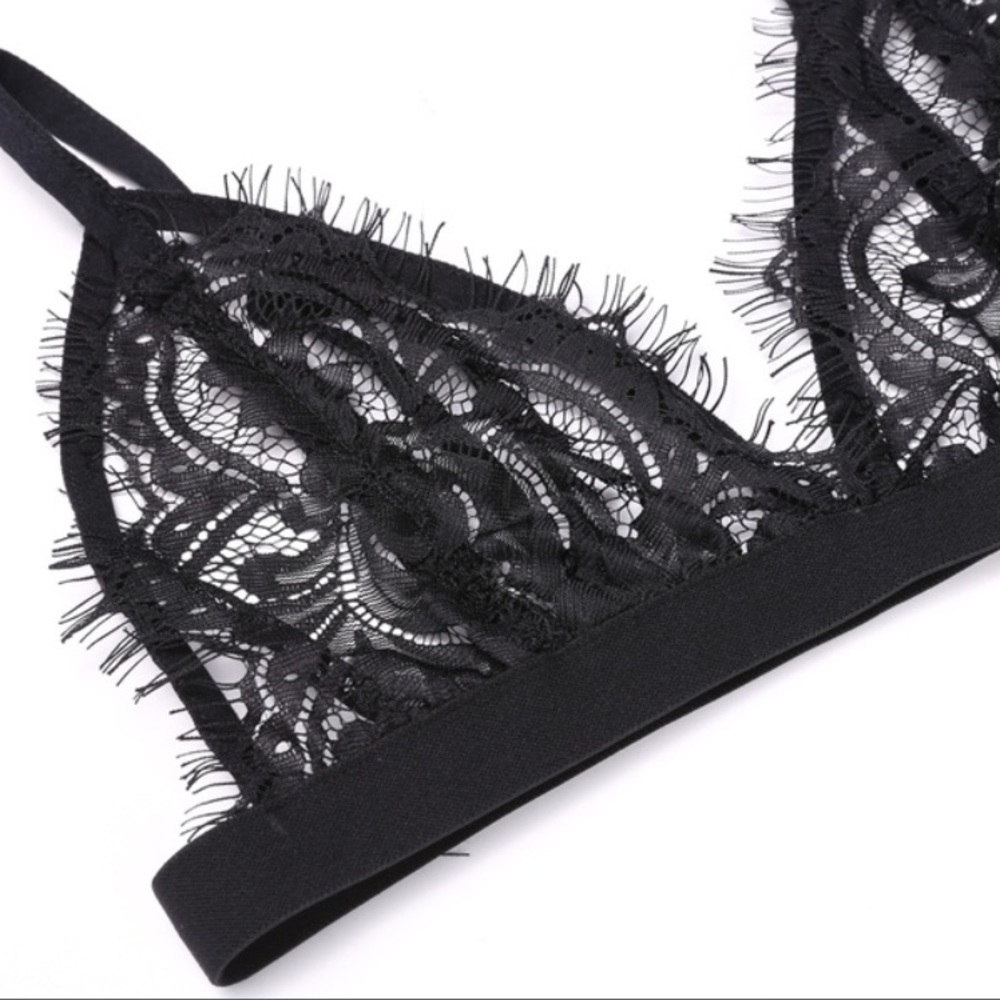 NEW Lace Bralette - Picture 7 of 8