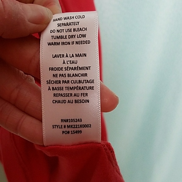 Bobeau Coral Embroidered Sleeveless Blouse NWOT - Picture 6 of 6