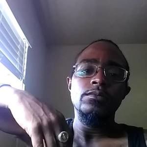 Meet your Posher, Carl robbins