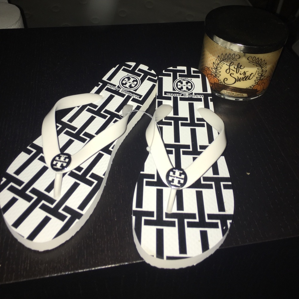 NWT Tory Burch Flip Flops