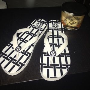 NWT Tory Burch Flip Flops