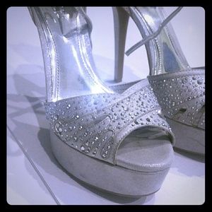 Gianni Bini silver embellished stilettos