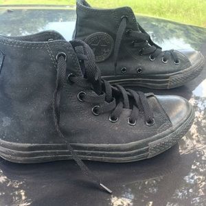 Black Converse