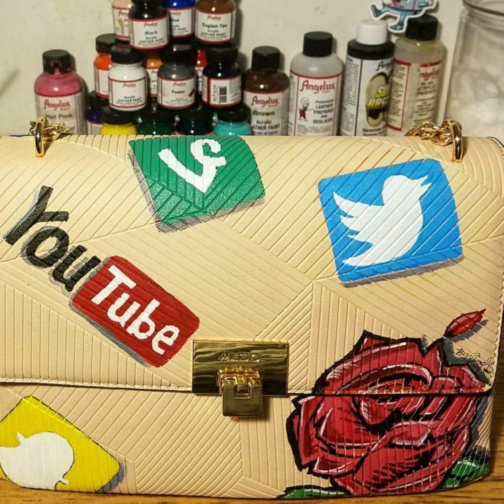 Aldo customized chain purse