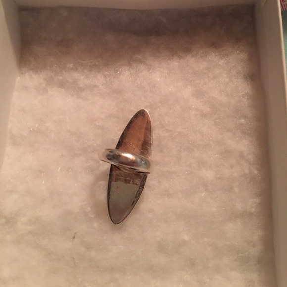 STERLING SILVER RING - Picture 3 of 6