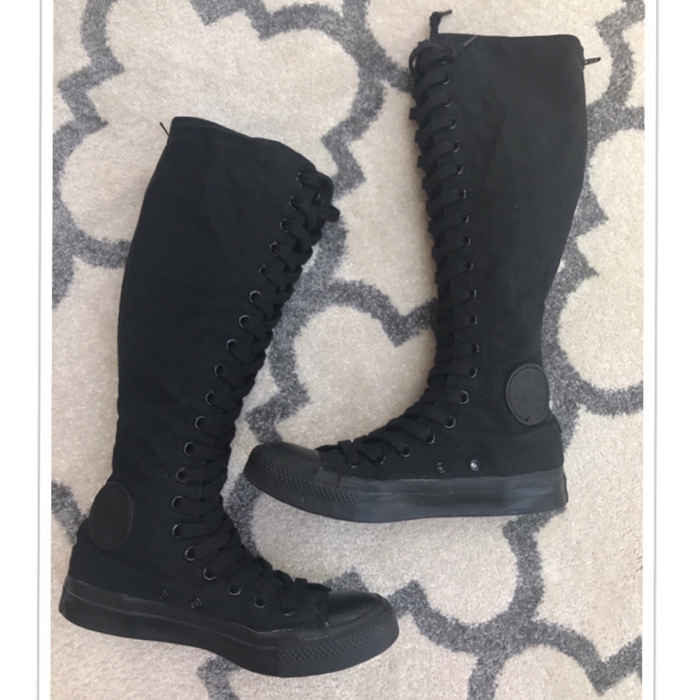 Converse Knee High Chuck Taylor