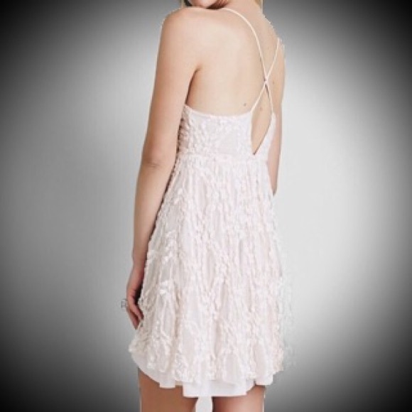 💕NWT💕 Free People Intimately Blush Lace Dress - Picture 2 of 7