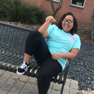 Meet your Posher, Alix