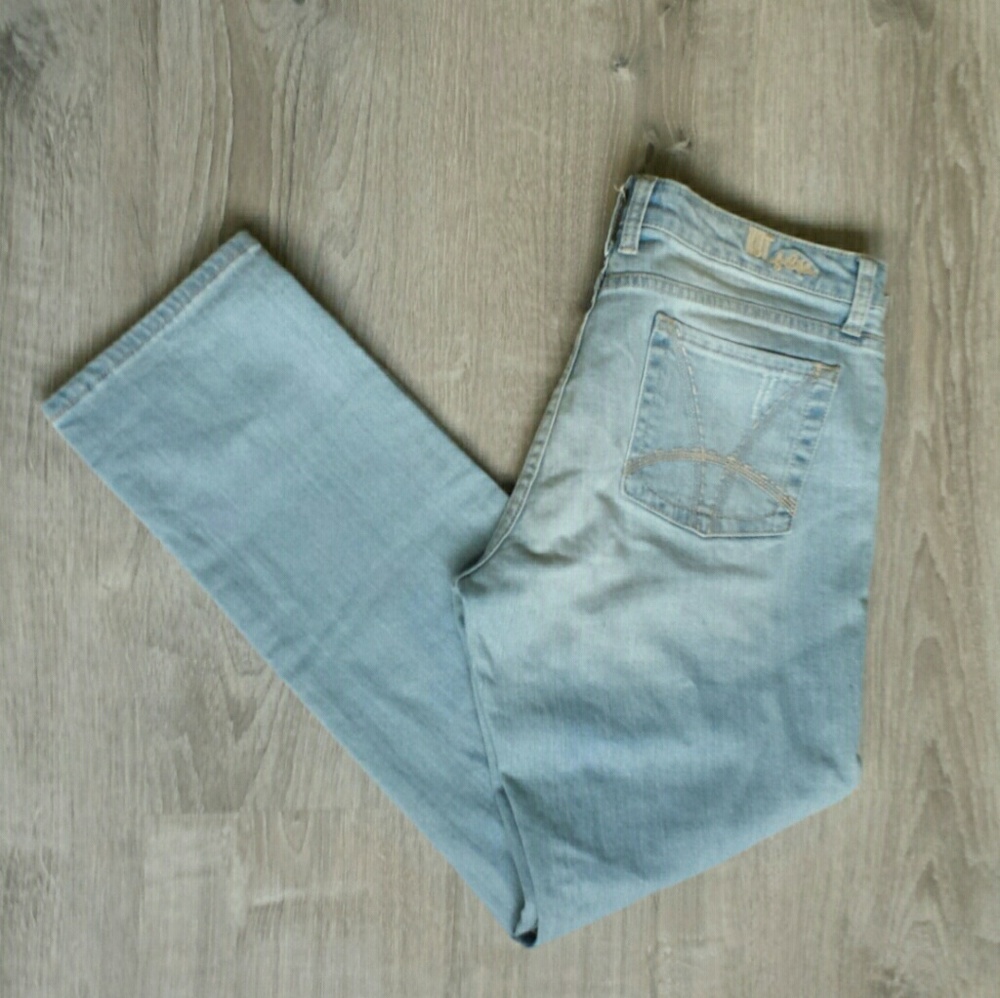 Kut from the Kloth Katy boyfriend jeans size 12