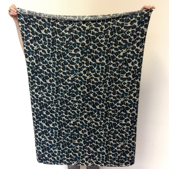 New! Handmade Blue Leopard Print Infinity Scarf - Picture 5 of 6