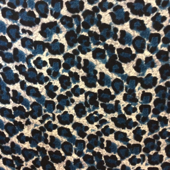 New! Handmade Blue Leopard Print Infinity Scarf - Picture 6 of 6