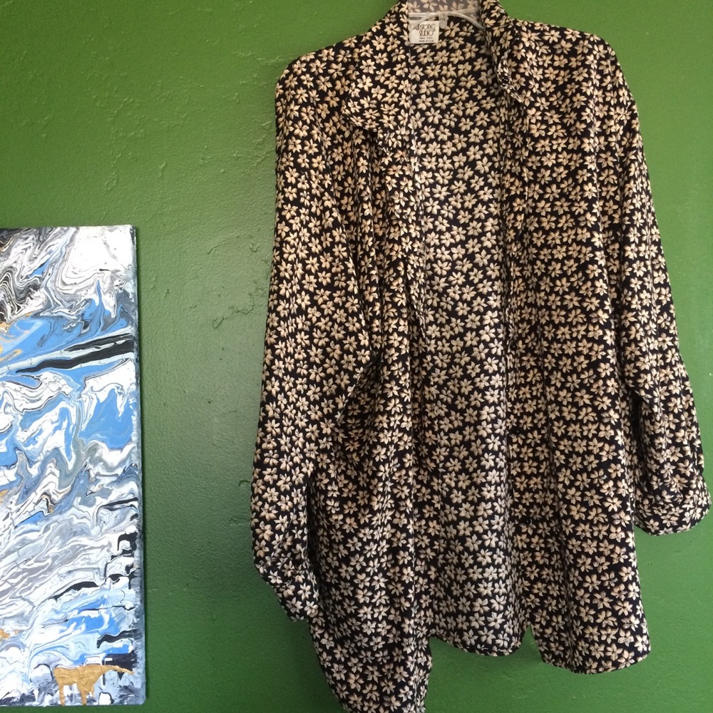 Floral button up