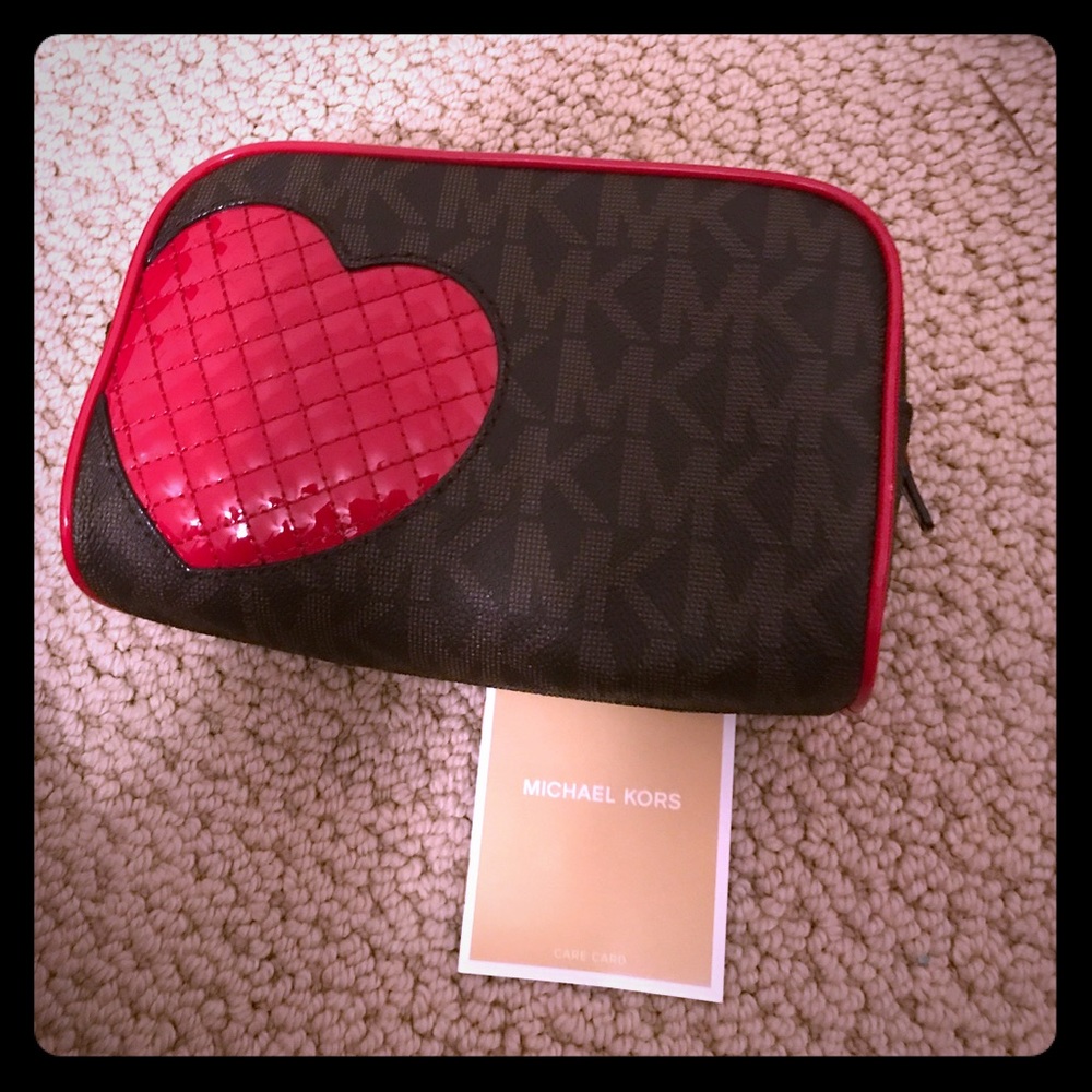 BNWT MK Brown / Red Travel Bag!