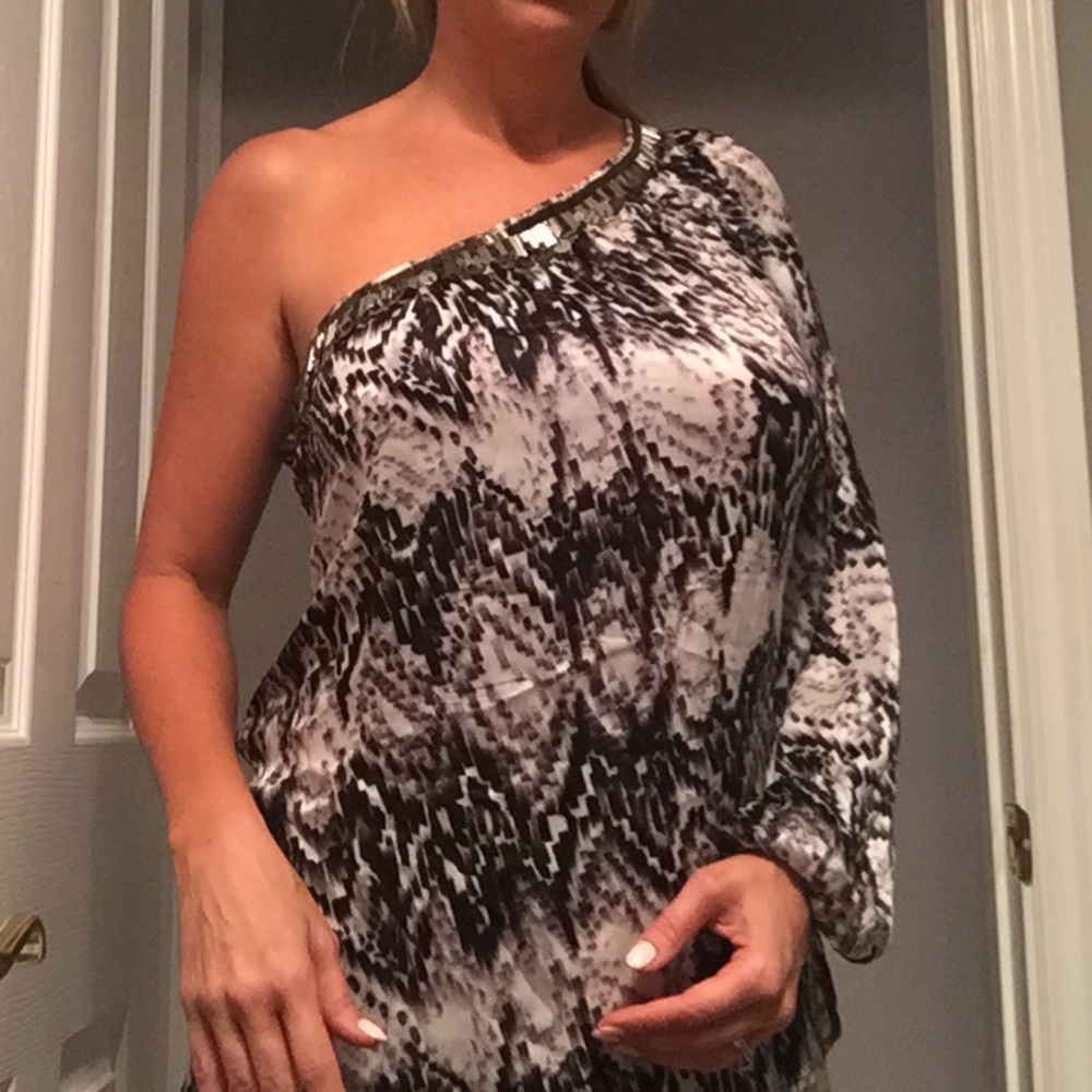 Bebe one shoulder blouse