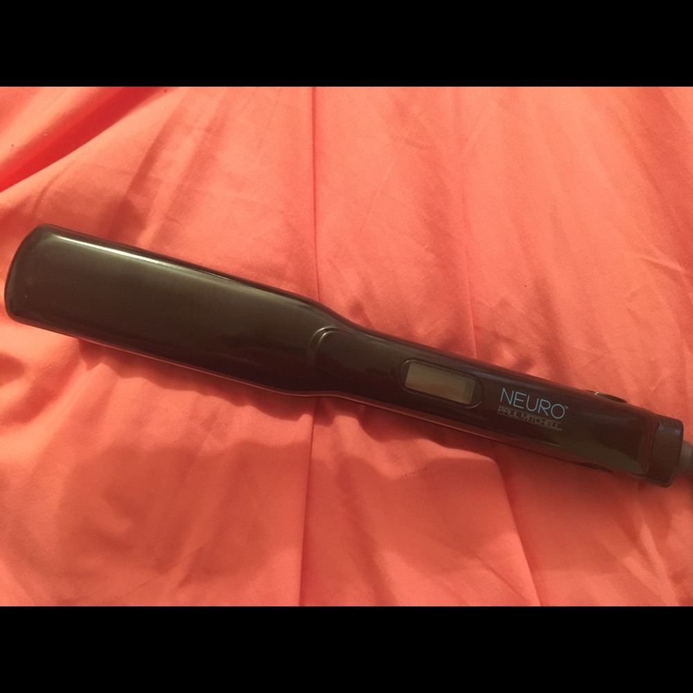 Paul Mitchell Hair Straightener