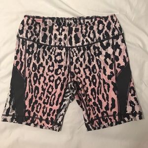 Pink leopard print workout shorts Zella
