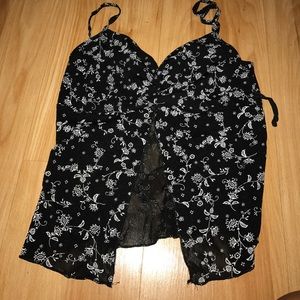 Split hem top