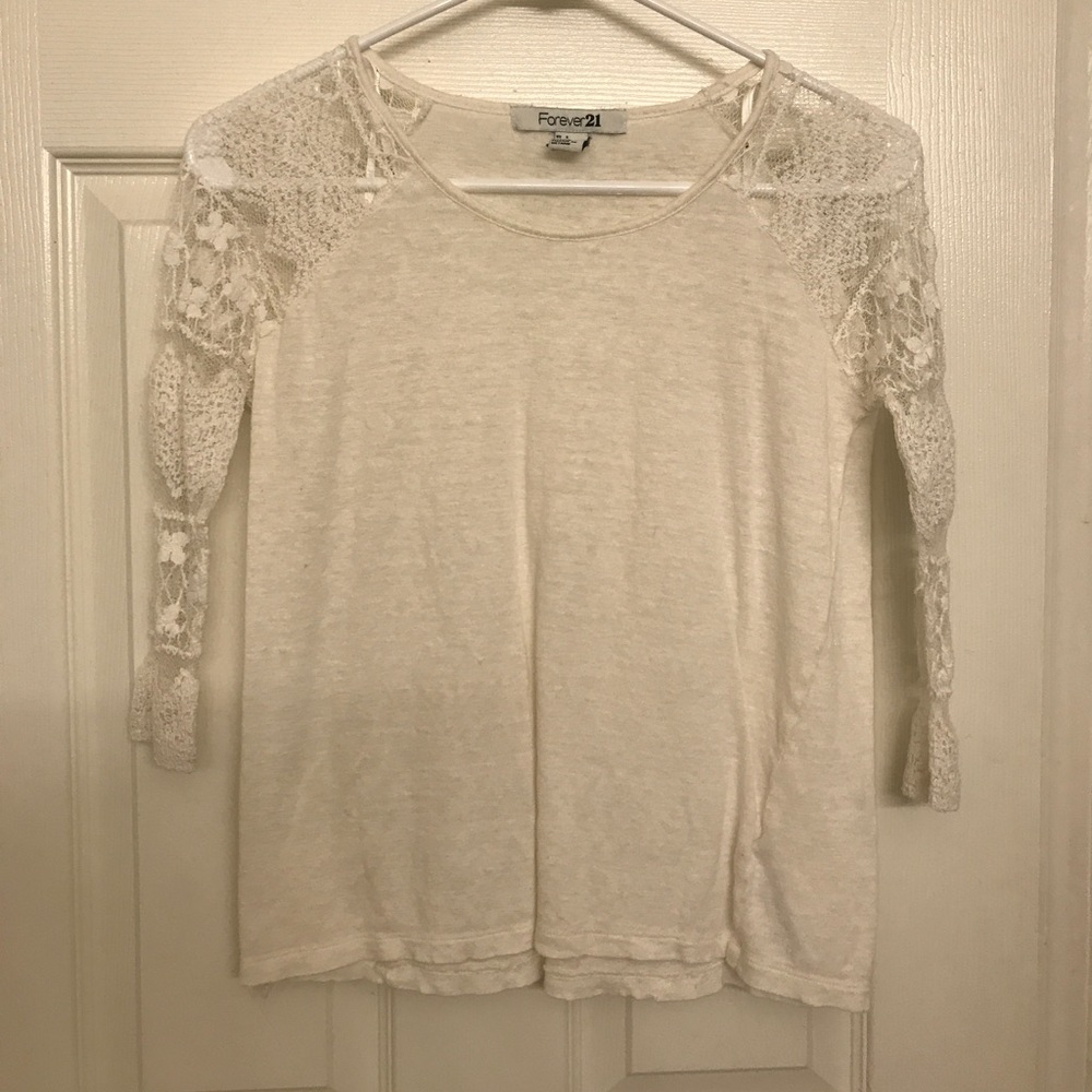 White Shirt with Lace 3/4 Cut off Sleeve