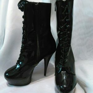 NWOT Sexy Patent Leather Dancer Boots