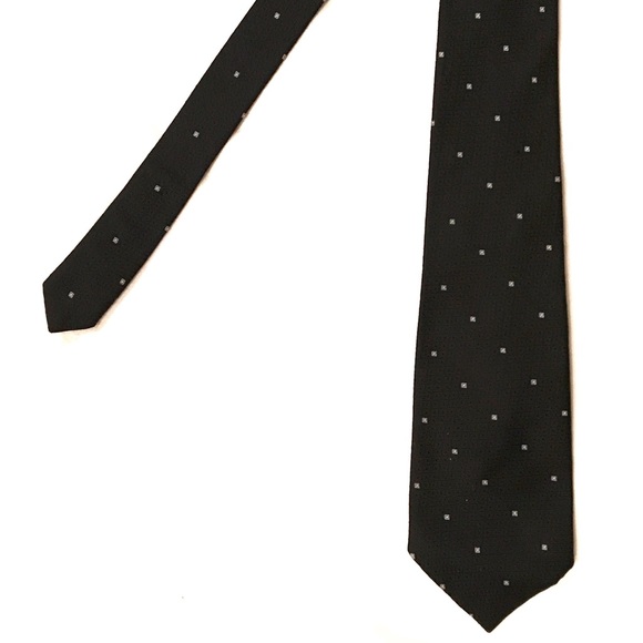 Oscar de la Renta Other - Oscar de la Renta Couture Tie 100% Silk