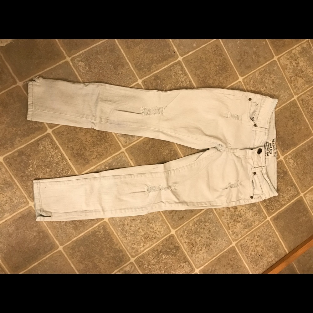 Capri Jeans