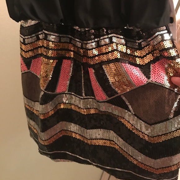 Dress - Picture 2 of 5