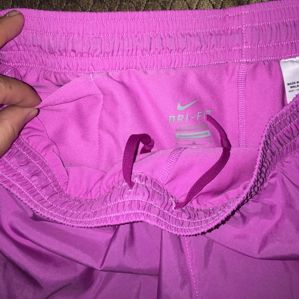 Nike Shorts - Picture 7 of 8