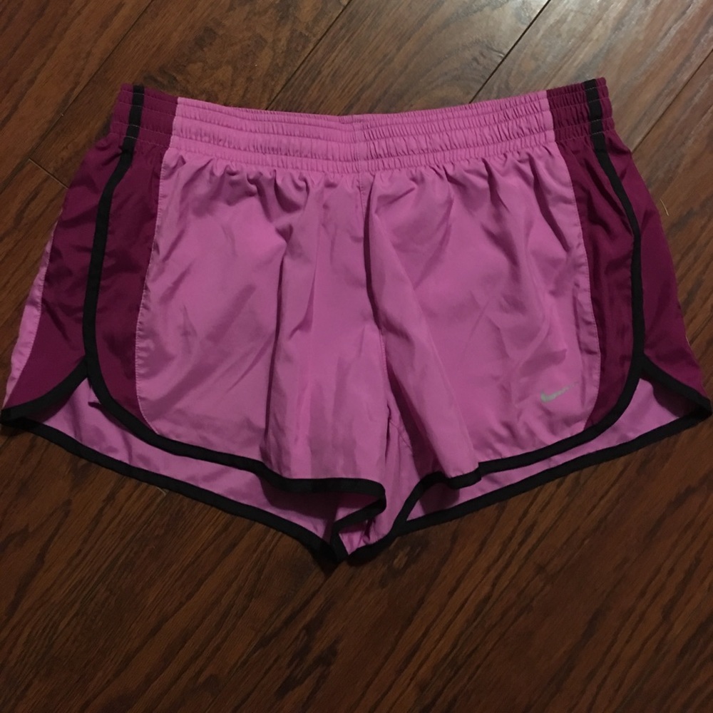 Nike Shorts - Picture 8 of 8