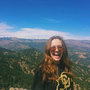 Meet your Posher, Caroline