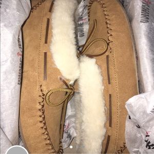 Minnetonka BRAND NEW