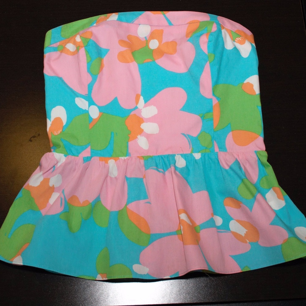 EUC Lilly Pulitzer Shandy Top in Shorely Blue Mojo