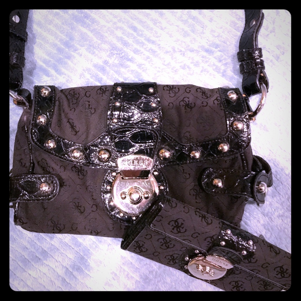 Guess purse and matching wallet
