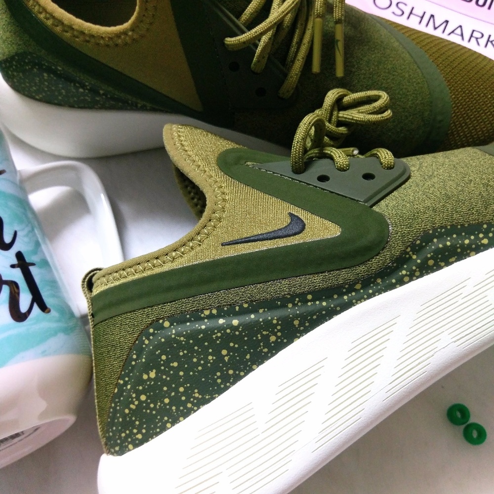 💠1HR SALE Nike Women LunarCharge Essential Olive - Picture 4 of 8