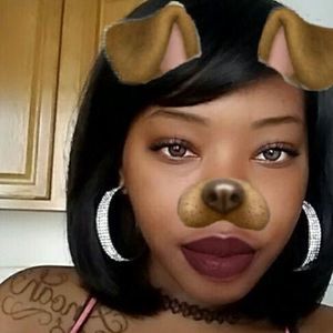 Meet your Posher, Iana