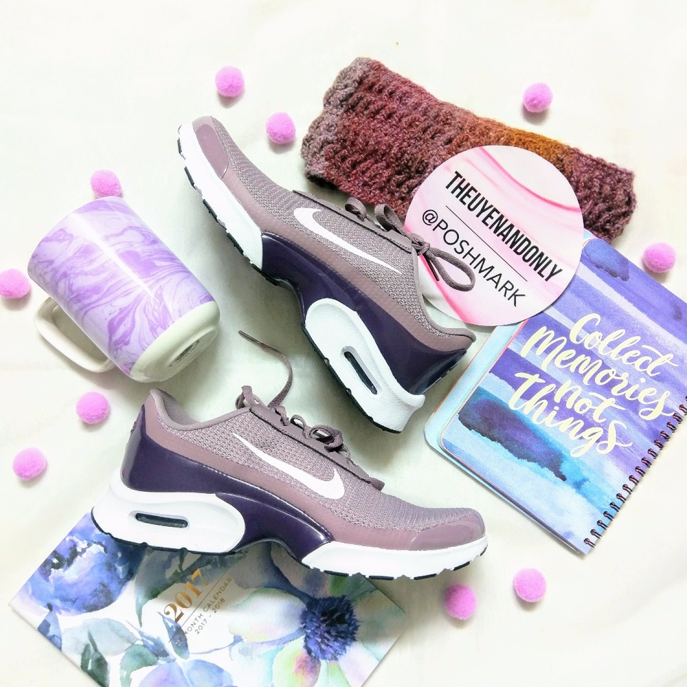 1 HR SALE💠NEW💠 Nike Air Max Jewell Smoke Lilac