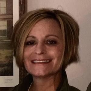 Meet your Posher, Stacy