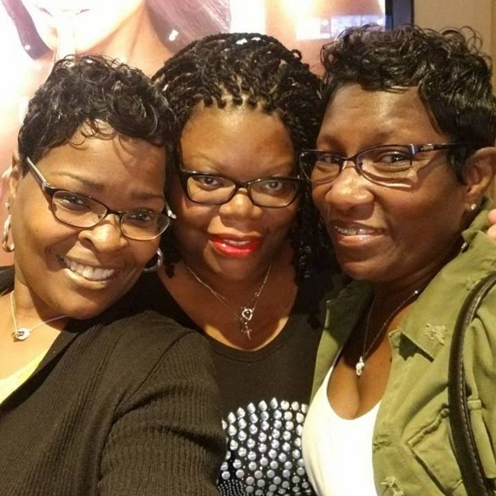 Meet your Posher, Re'nae