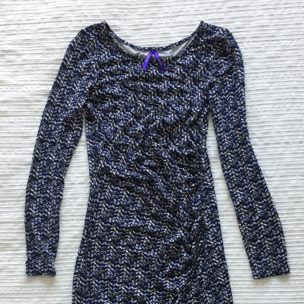 Seraphine chevron print maternity dress