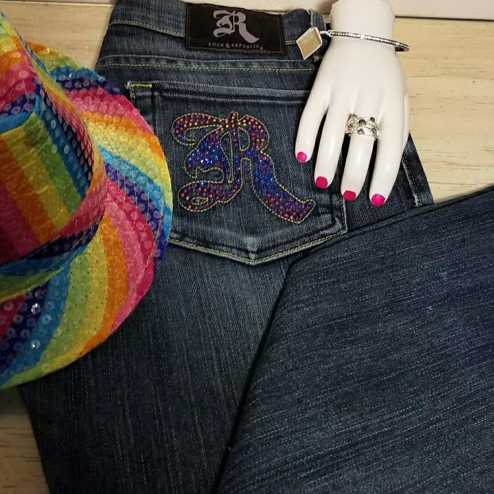RARE PAIR! ROCK & REPUBLIC