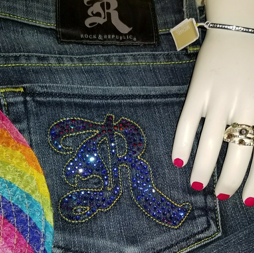 RARE PAIR! ROCK & REPUBLIC - Picture 2 of 5