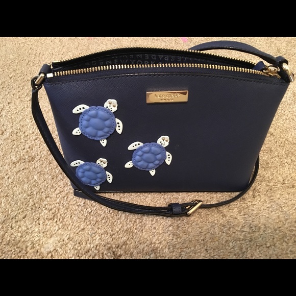 kate spade Handbags - Kate Spade Turtle 🐢 Handbag
