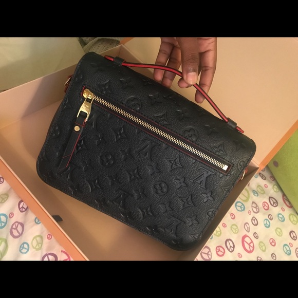 SOLD - Picture 2 of 6