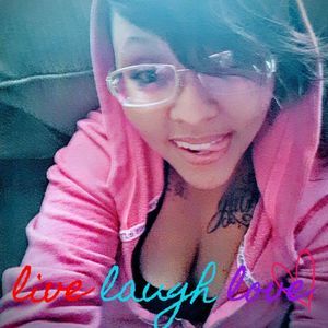 Meet your Posher, Zyna