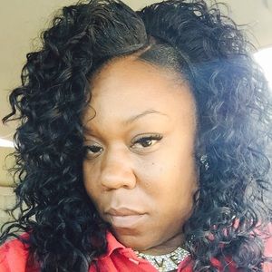 Meet your Posher, Shenika