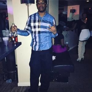 Meet your Posher, Zeeky