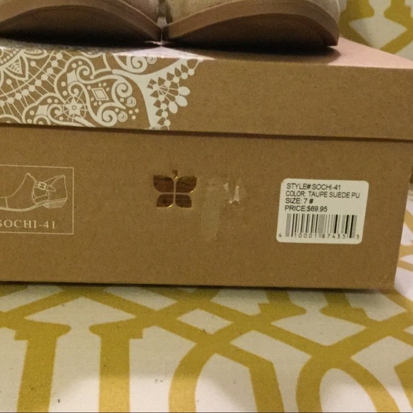 NEW LISTING NWT Altar'd State Sochi bootie❤️❤️❤️ - Picture 6 of 8