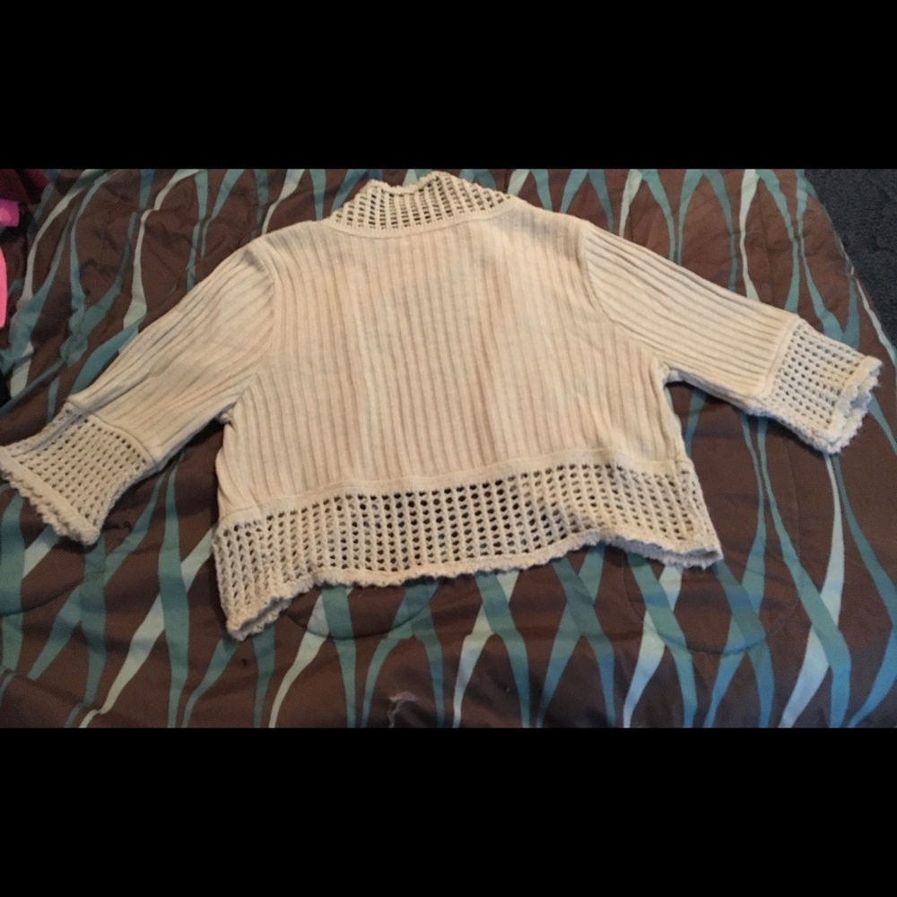 Cardigan 🌼 - Picture 3 of 3