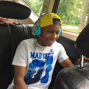 Meet your Posher, Nicholas