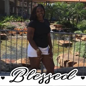 Meet your Posher, Deanna